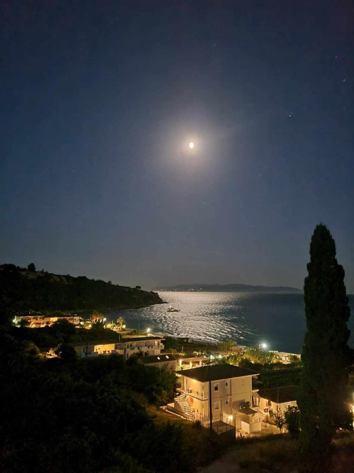 Miloni Studios Lourdata  Dış mekan fotoğraf